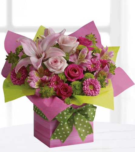 Teleflora's Pretty Pink Present